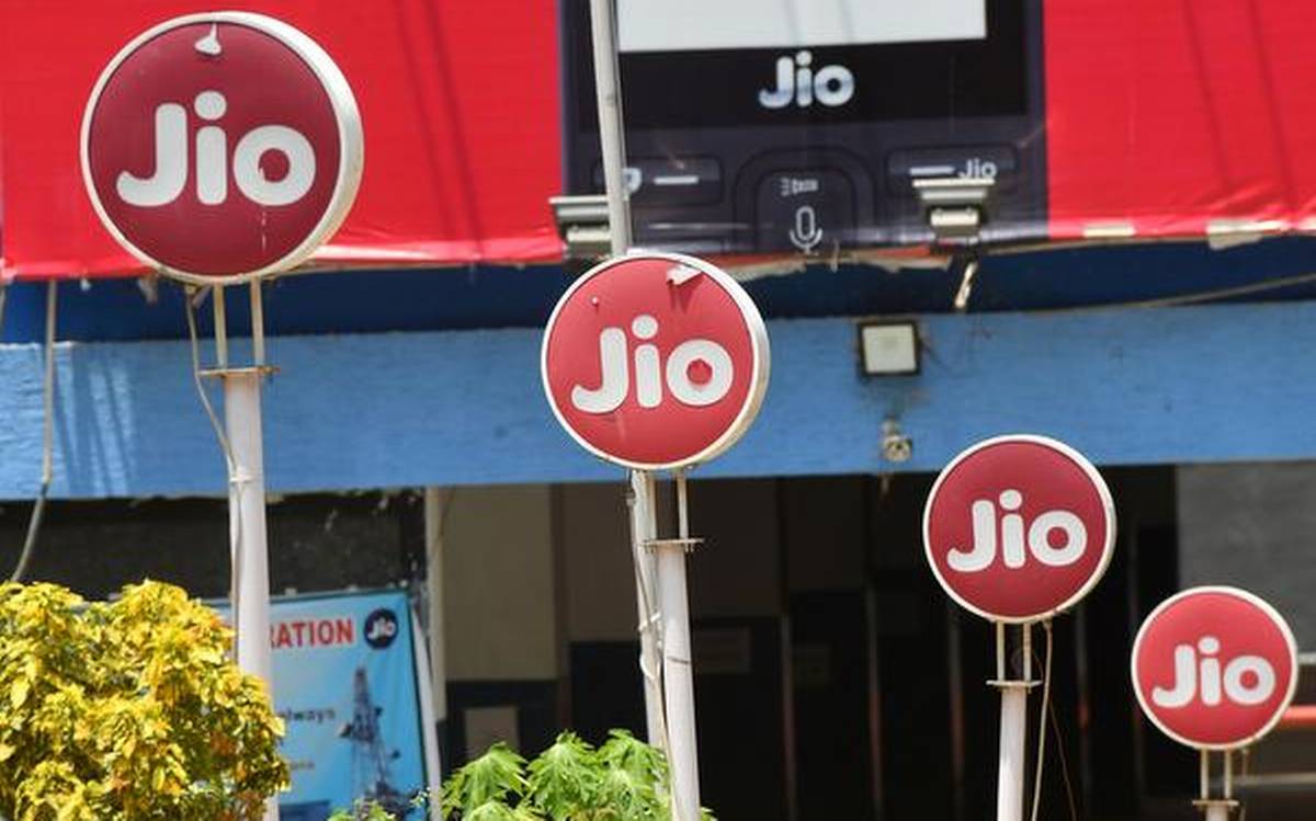 Jio Dhan Dhana Dhan For Jio: 8 Investments worth over ₹ 97,000 Cr in 7 Weeks