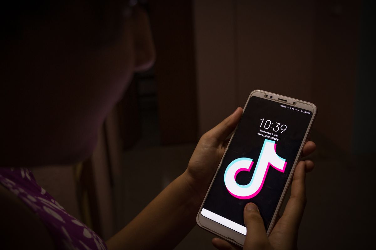 Amazon says email about deleting TikTok was an error