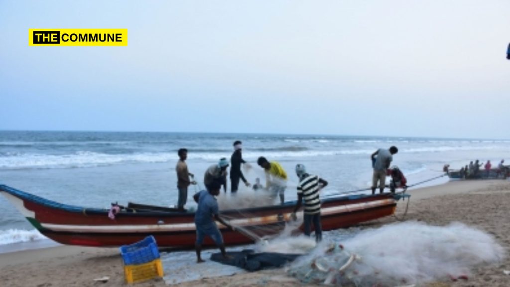 sri lankan navy details tn fishermen protest rameswaram